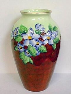 Maling Burgundy Thumbprint Apple Blossom Vase