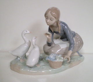 Lladro Feeding Ducks Figurine